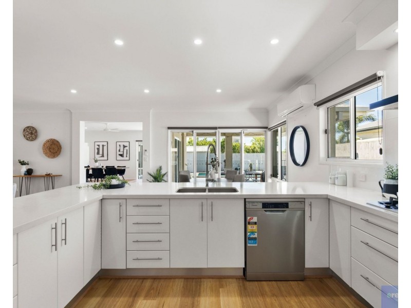 9 Wellington Road, Murrumba Downs QLD 4503