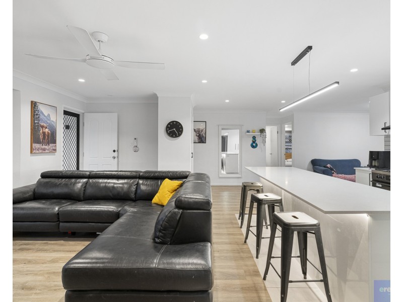 14 Kummara Road, Edens Landing QLD 4207