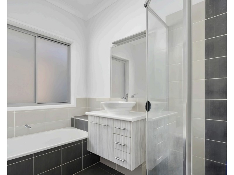 26 Capricorn Circuit, North Lakes QLD 4509