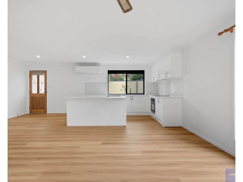 3 Eira Crescent, Edens Landing QLD 4207