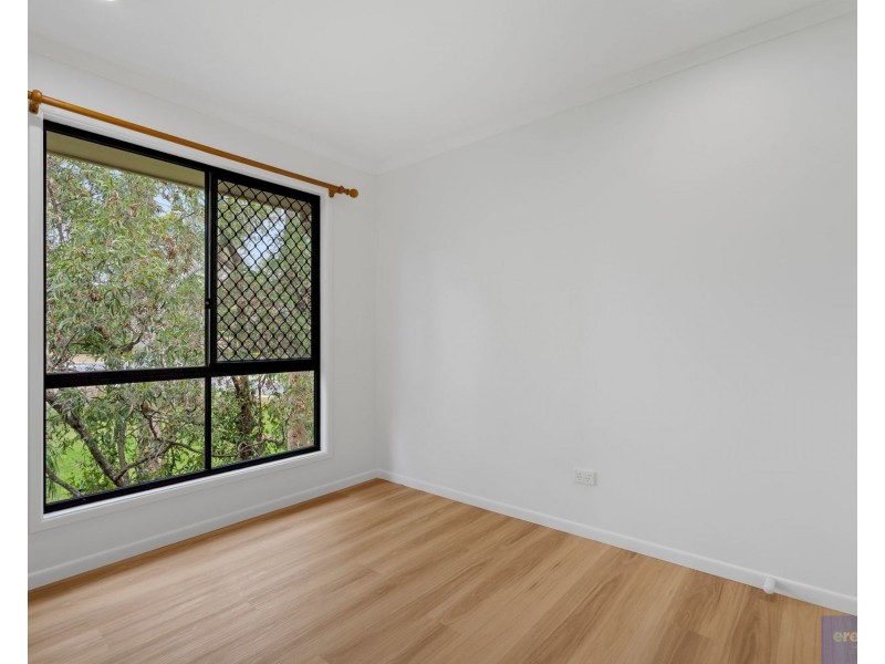 3 Eira Crescent, Edens Landing QLD 4207