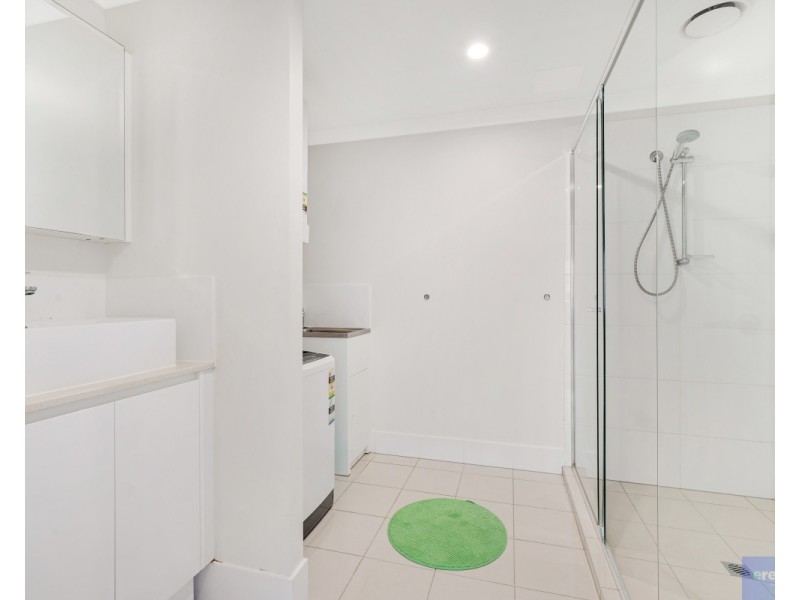 2406/19 Playfield Street, Chermside QLD 4032