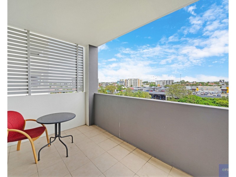 2406/19 Playfield Street, Chermside QLD 4032