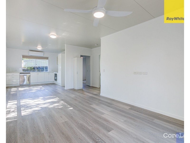 A/4 Driftwood Street, Crestmead QLD 4132