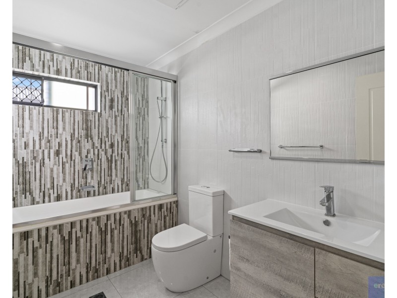 34 Kanimbla Street, Holmview QLD 4207