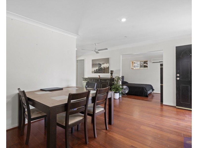 9 Maggie Court, Edens Landing QLD 4207