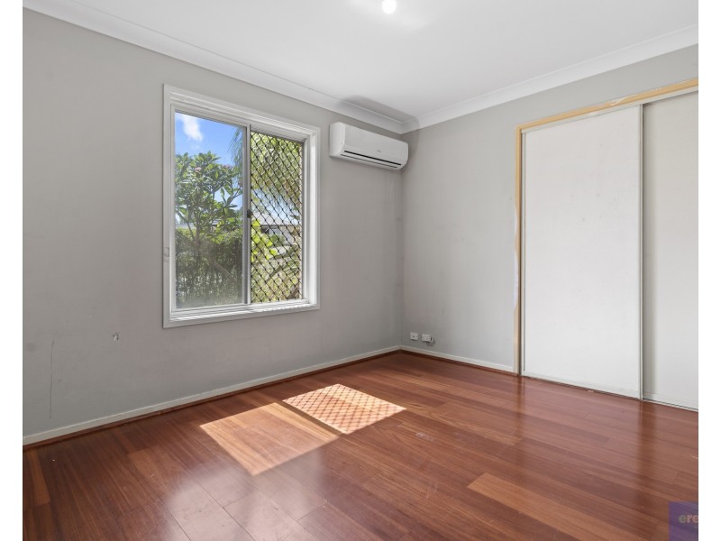 9 Maggie Court, Edens Landing QLD 4207