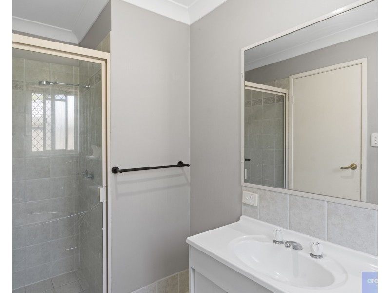 9 Maggie Court, Edens Landing QLD 4207