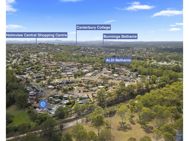 9 Maggie Court, Edens Landing QLD 4207