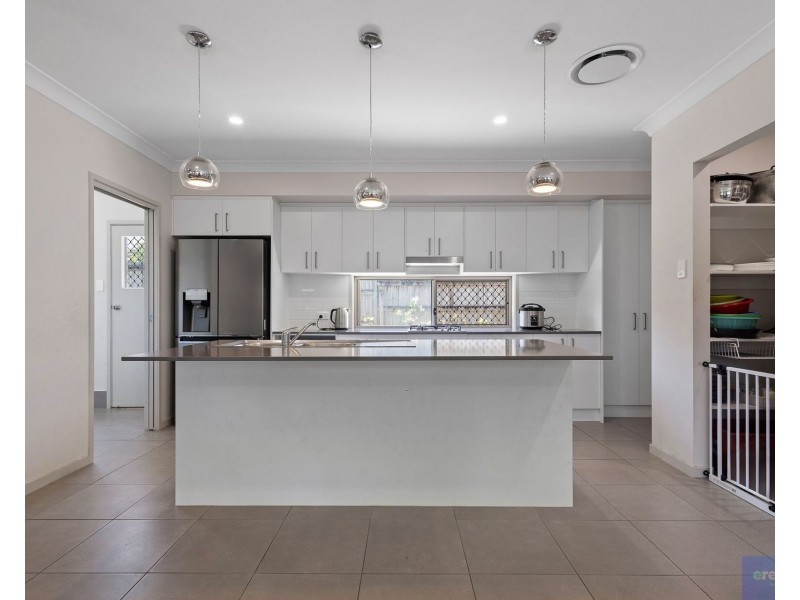 29 Short Street, Loganlea QLD 4131