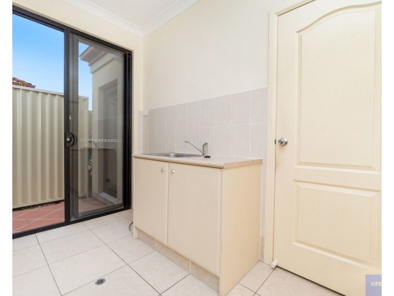 45 John Dalley Drive, Helensvale QLD 4212