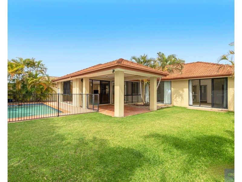 45 John Dalley Drive, Helensvale QLD 4212