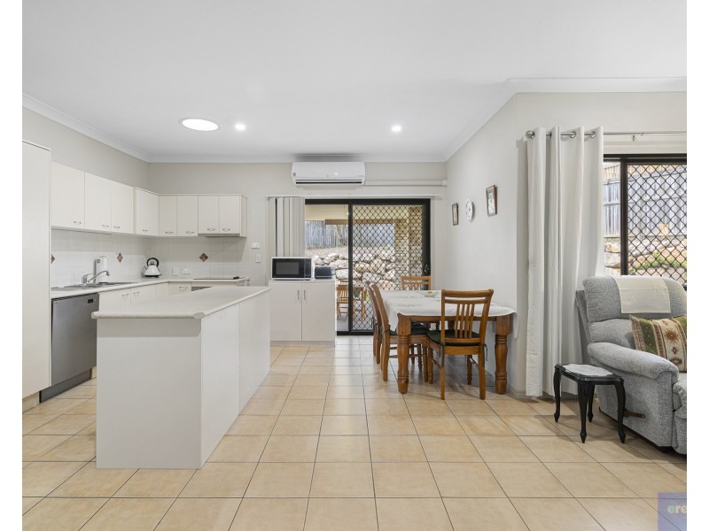 5 Wendt Place, Edens Landing QLD 4207