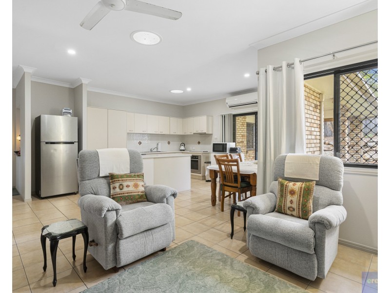 5 Wendt Place, Edens Landing QLD 4207