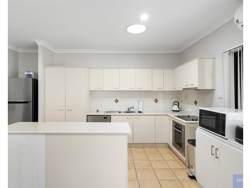 5 Wendt Place, Edens Landing QLD 4207