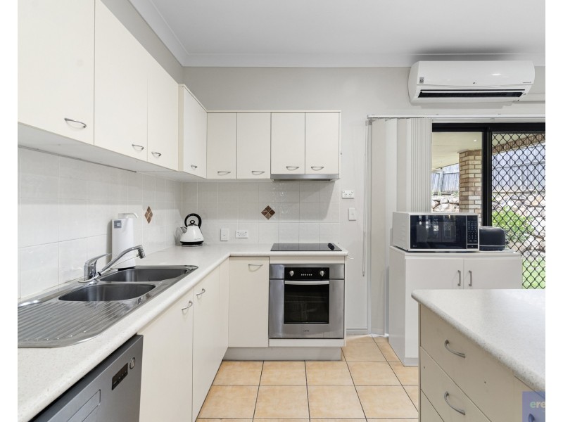 5 Wendt Place, Edens Landing QLD 4207