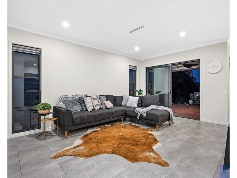 3A Barbaralla Drive, Springwood QLD 4127