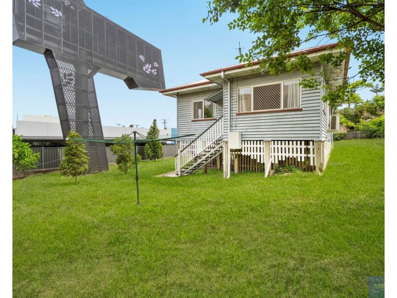 12 Barram Street, Goodna QLD 4300