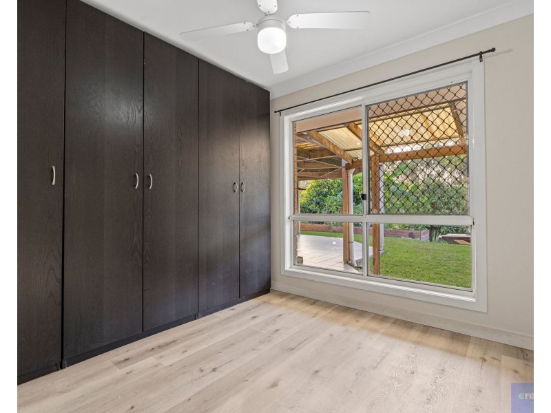 30 Leighton Drive, Edens Landing QLD 4207