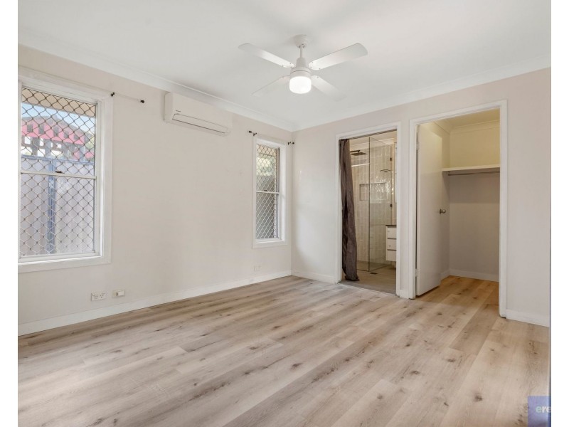 30 Leighton Drive, Edens Landing QLD 4207