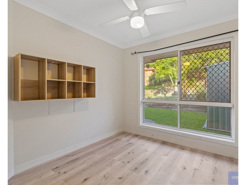 30 Leighton Drive, Edens Landing QLD 4207