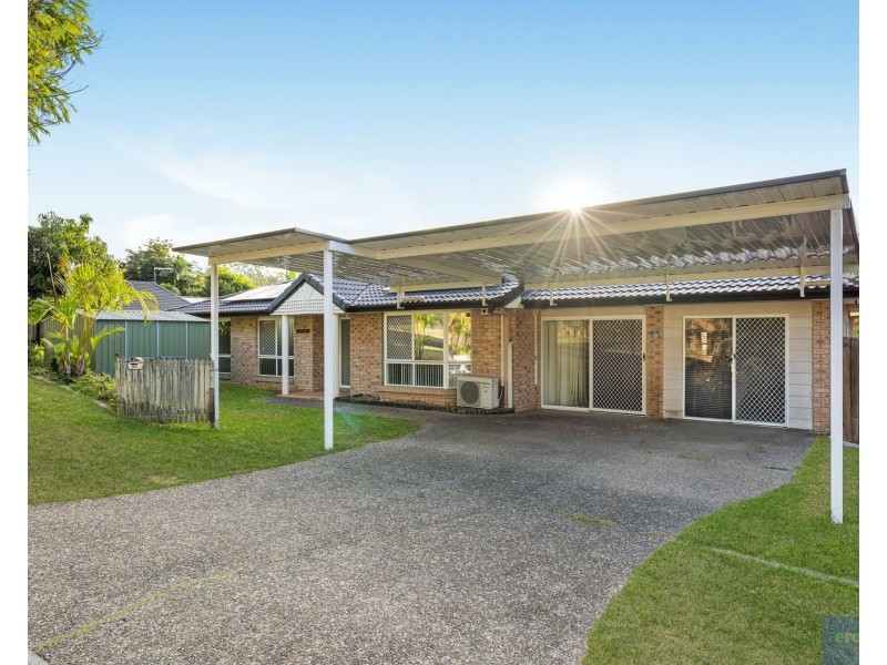 30 Leighton Drive, Edens Landing QLD 4207