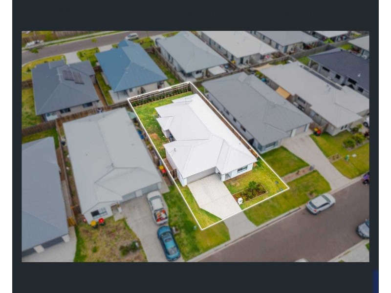 45 Montana Circuit, Logan Reserve QLD 4133