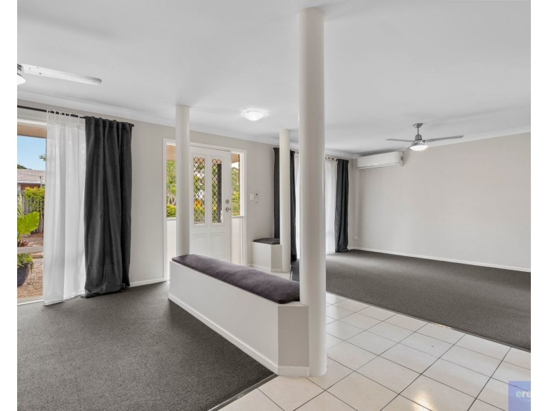 2 Leighton Drive, Edens Landing QLD 4207