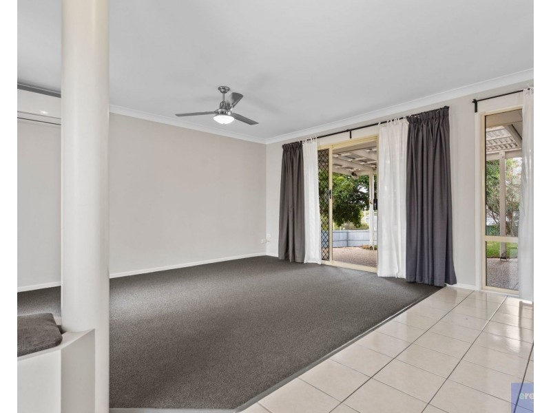 2 Leighton Drive, Edens Landing QLD 4207