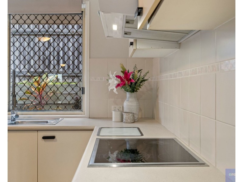 2 Leighton Drive, Edens Landing QLD 4207