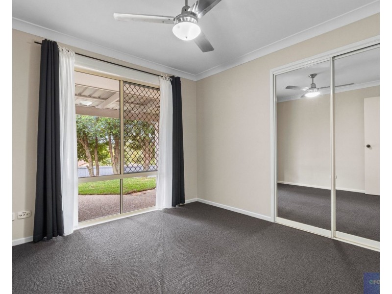 2 Leighton Drive, Edens Landing QLD 4207