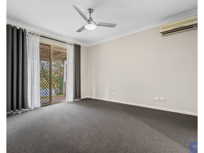 2 Leighton Drive, Edens Landing QLD 4207