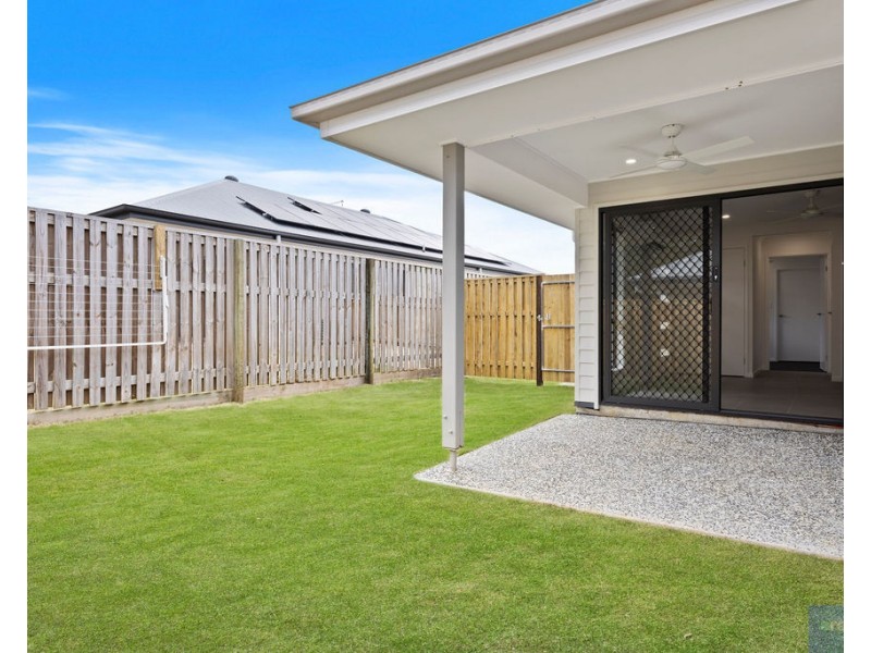 2/17 Tranquility Boulevard, Morayfield QLD 4506