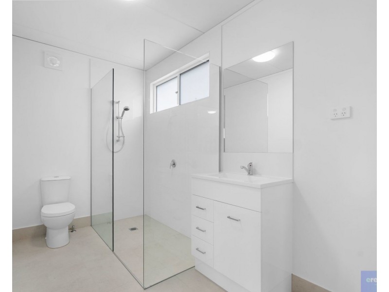 42 Avonmore Street, Edens Landing QLD 4207