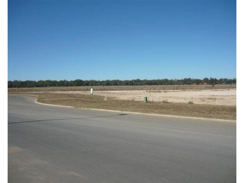 8 Dwyer Court, Chinchilla QLD 4413