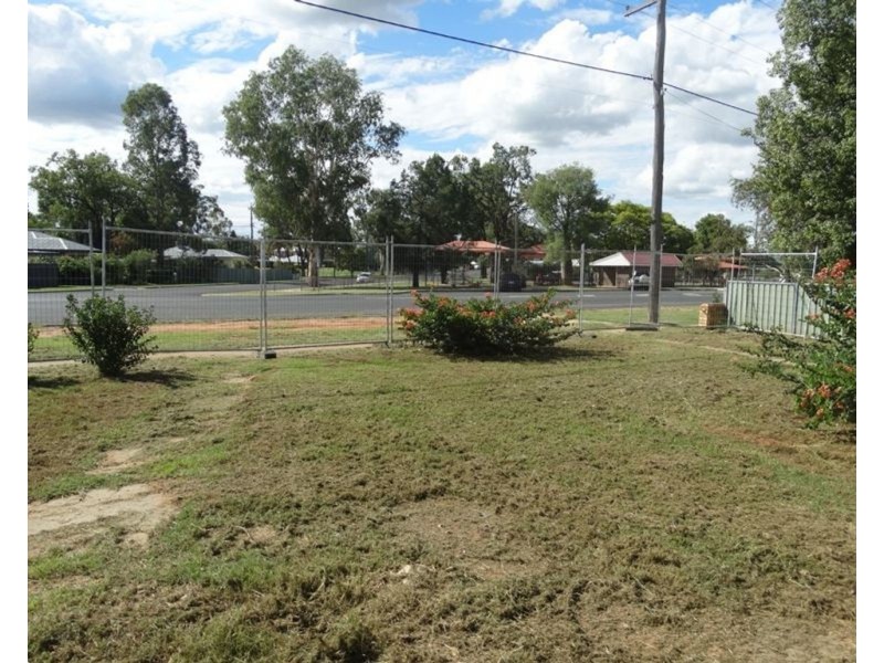 42 Glasson Street, Chinchilla QLD 4413