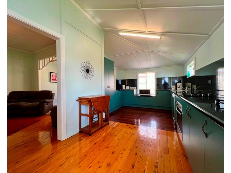 17 Royd Street, Wandoan QLD 4419