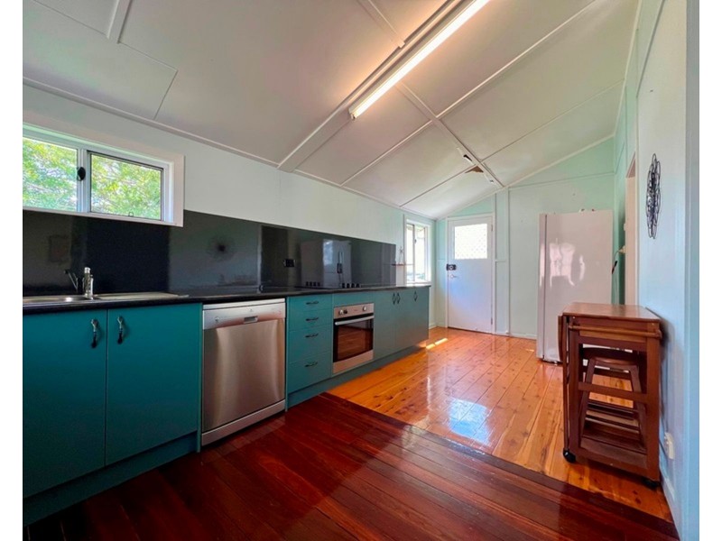 17 Royd Street, Wandoan QLD 4419