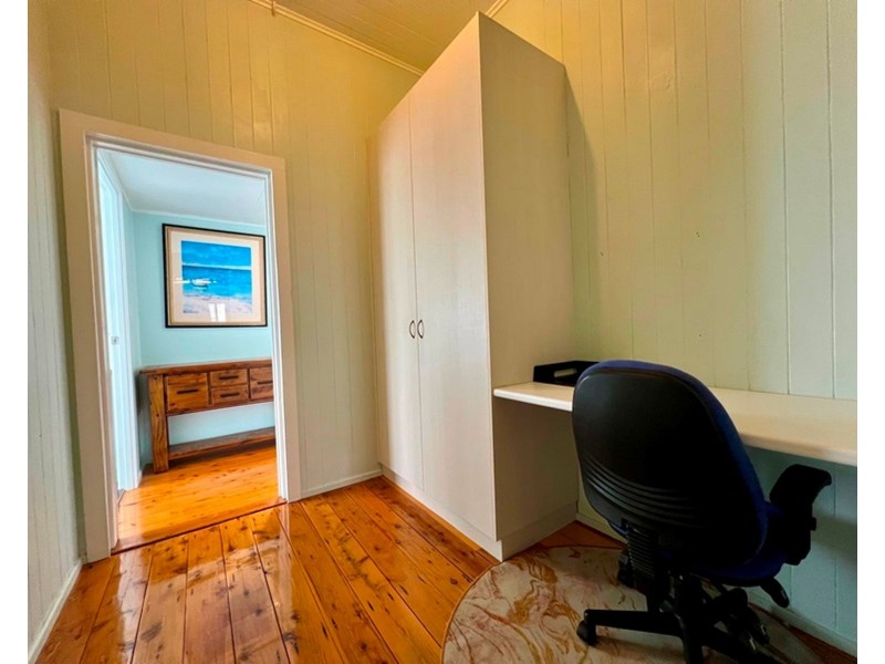 17 Royd Street, Wandoan QLD 4419