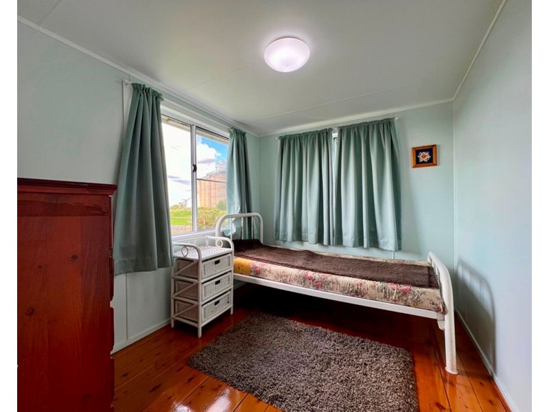 17 Royd Street, Wandoan QLD 4419