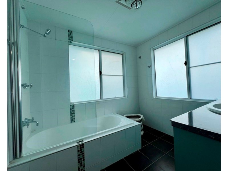 17 Royd Street, Wandoan QLD 4419