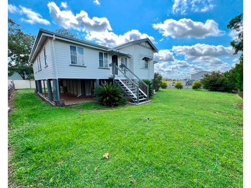 17 Royd Street, Wandoan QLD 4419