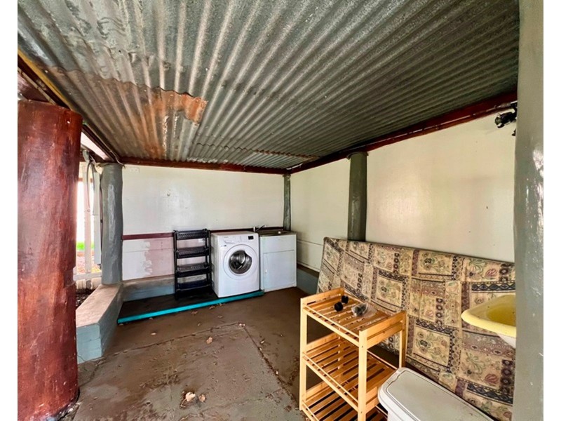 17 Royd Street, Wandoan QLD 4419