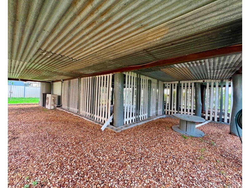 17 Royd Street, Wandoan QLD 4419