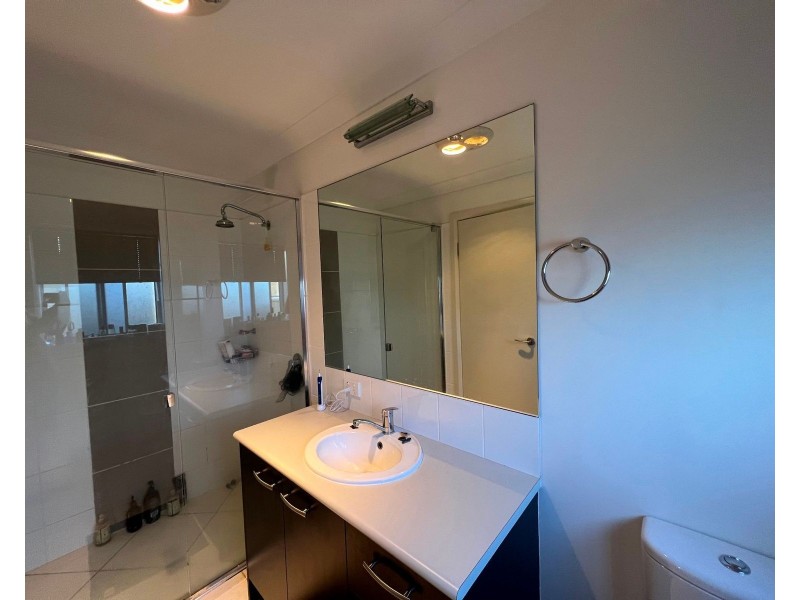 16 Cypress Pines Drive, Miles QLD 4415