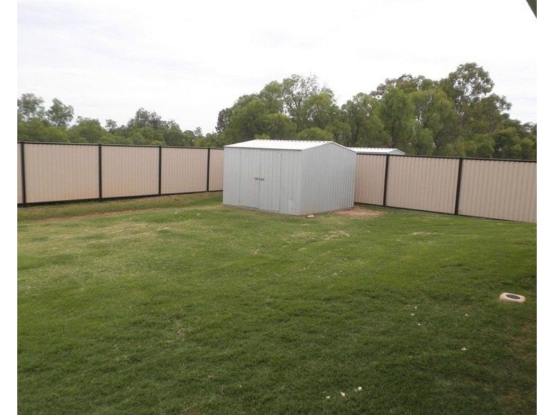 17 Campbell Street, Chinchilla QLD 4413