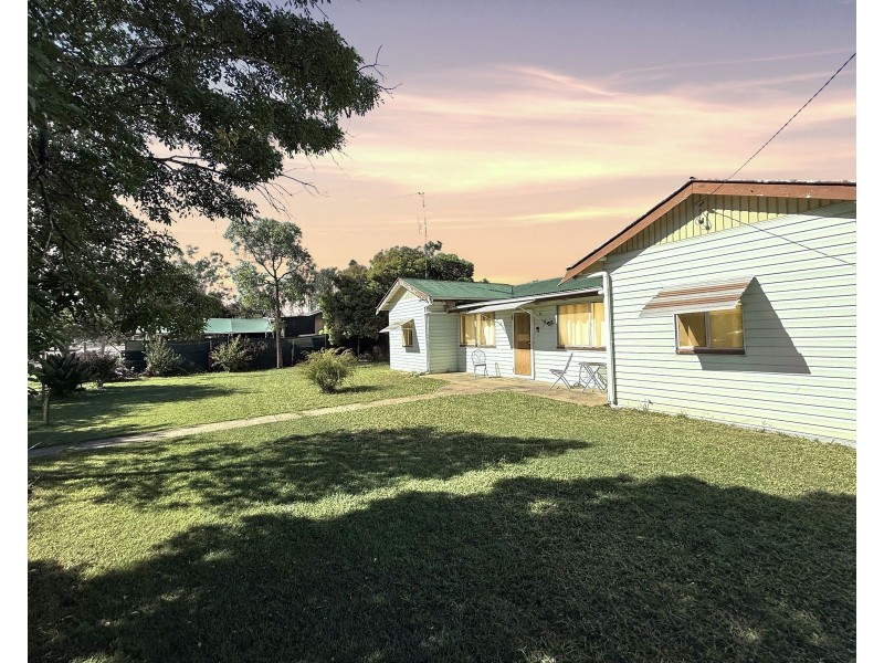 4 Castle Street, Chinchilla QLD 4413
