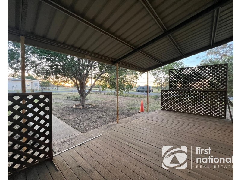 16 Anzac Avenue, Dulacca QLD 4425