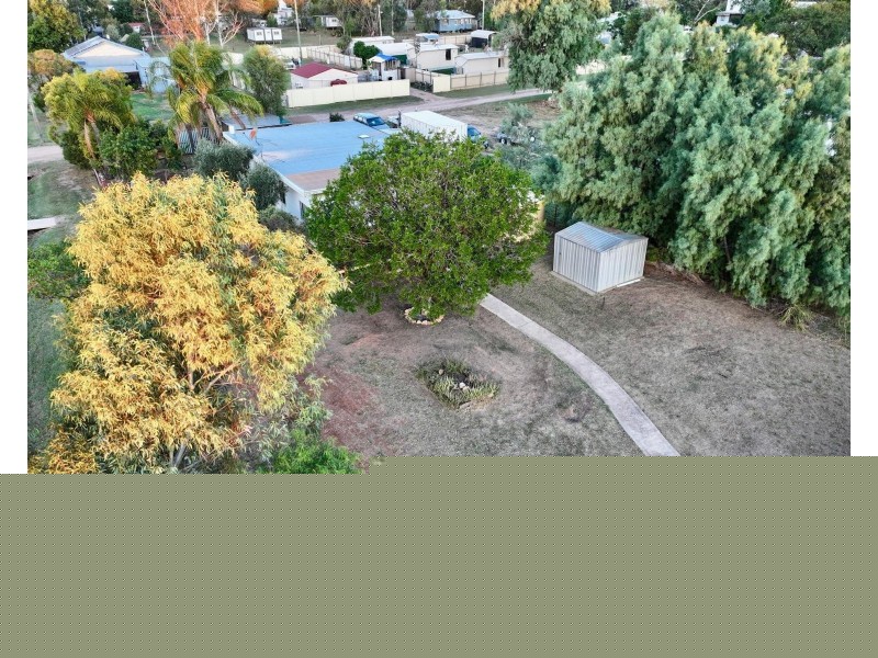 16 Anzac Avenue, Dulacca QLD 4425