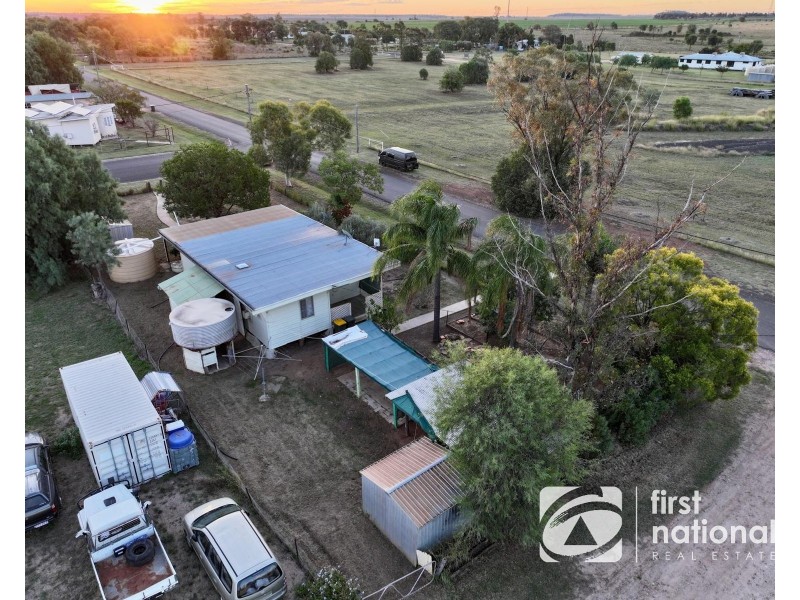 16 Anzac Avenue, Dulacca QLD 4425